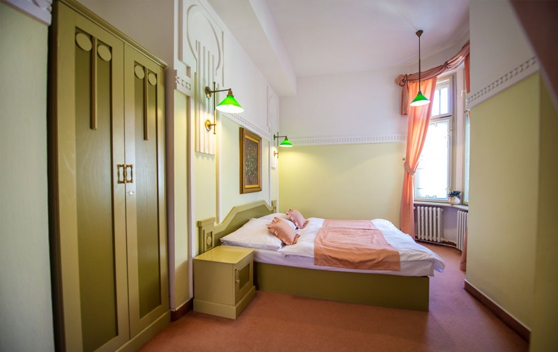 Historická izba v hoteli Most Slávy v Trenčianskych Tepliciach