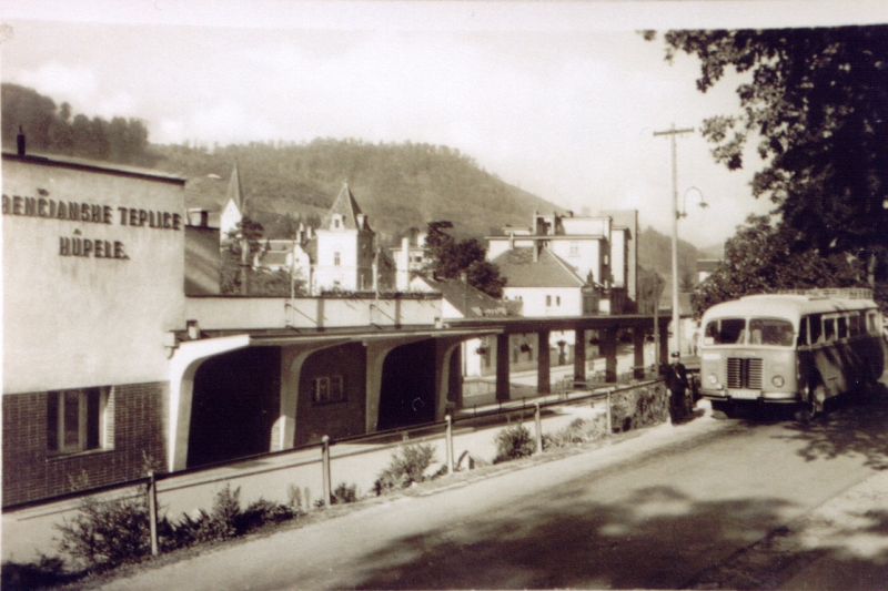 Historická fotografia železničnej stanice v Trenčianskych Tepliciach